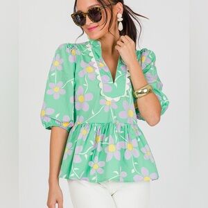 KARLIE Daisy Scallop Trim Top, Green; Medium